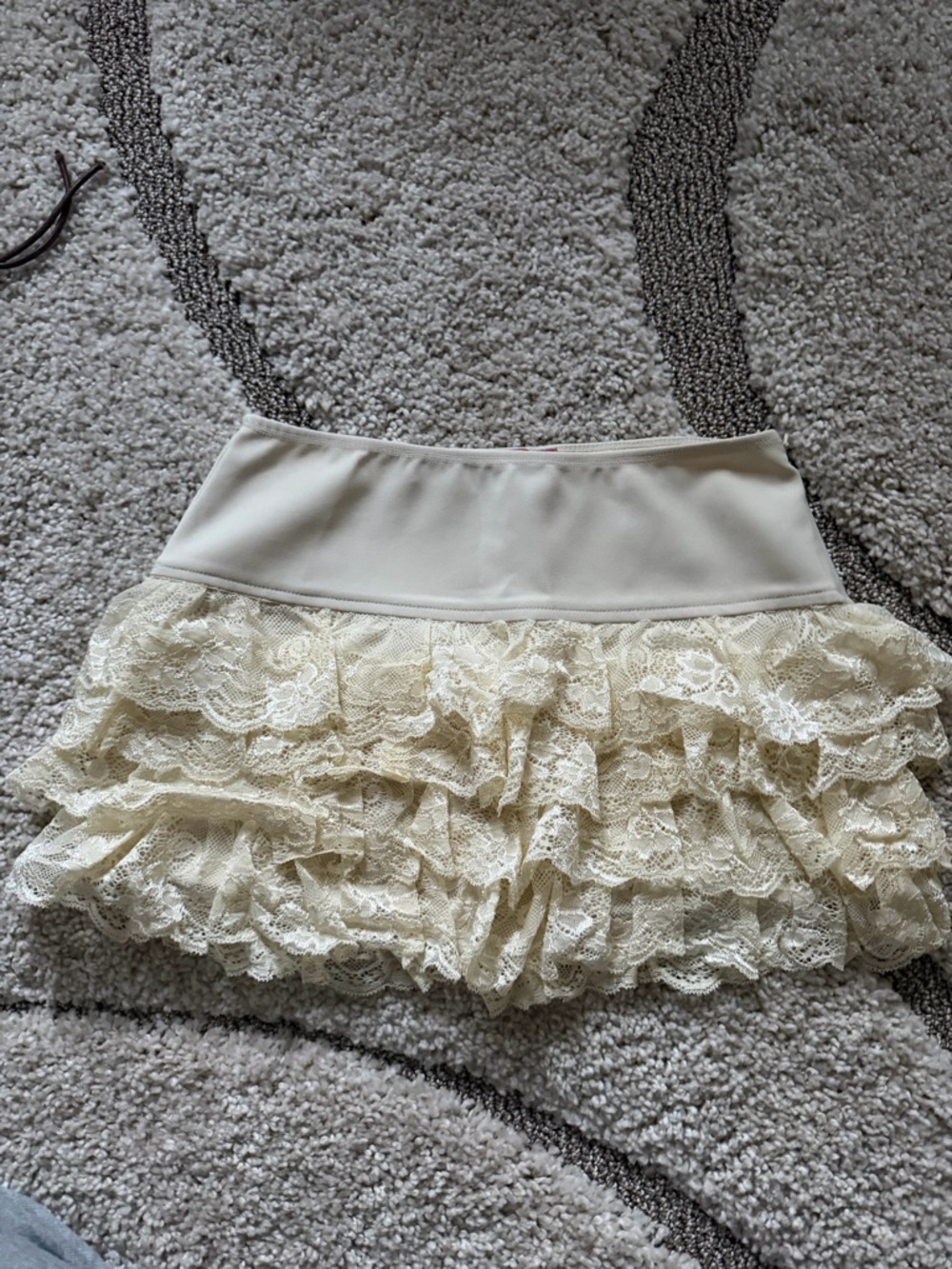 Edikted Cream Lace Ruffle Mini Skirt